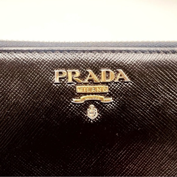 Authentic Prada Black Saffiano Zip Around Wallet - Picture 4 of 11